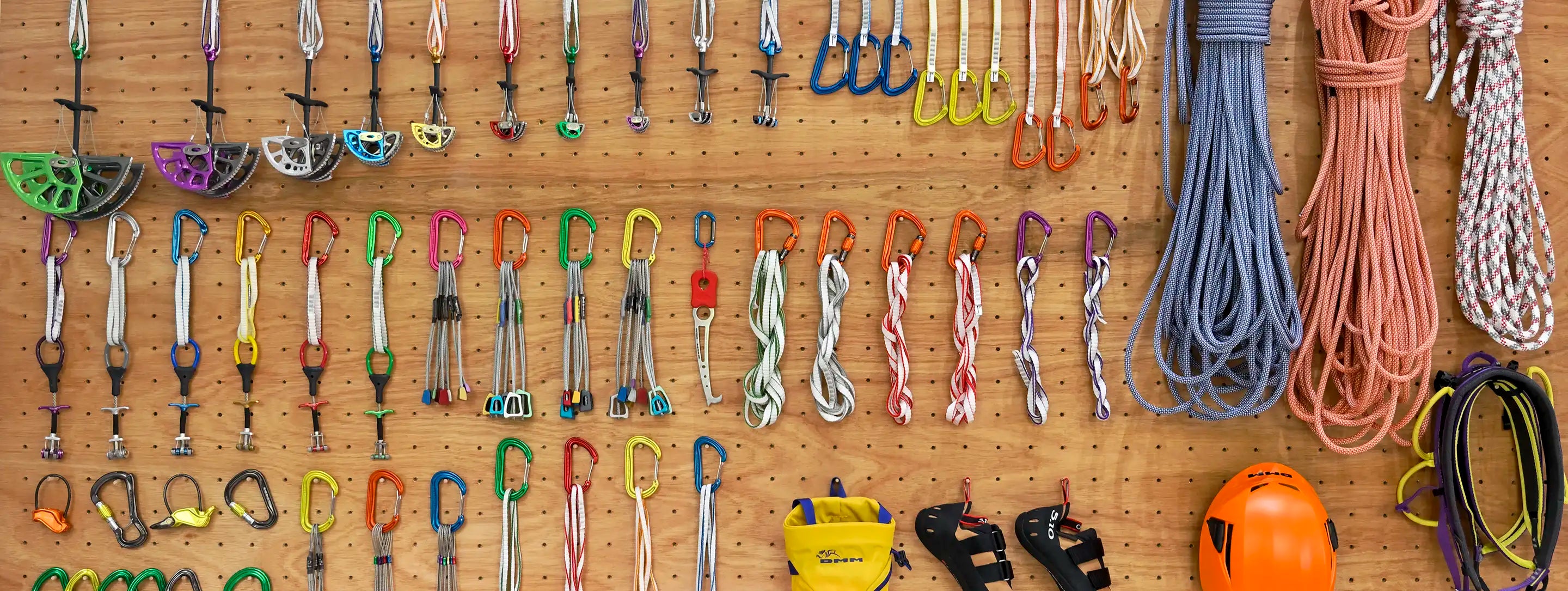 How to Build Your First Trad Rack – DMM